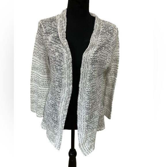 Maurices Cream and Gray Open Front Cardigan with Chunky Knit and Long Sleeves - Picture 1 of 10